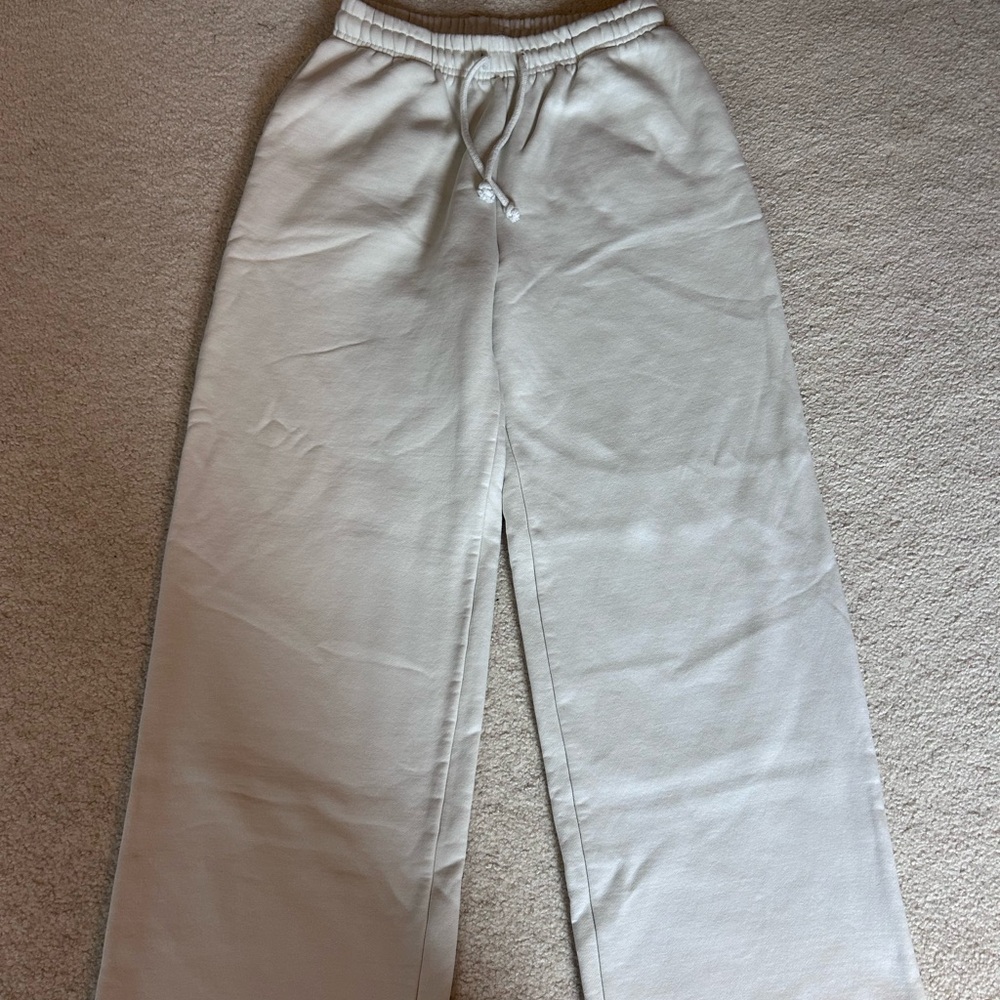 Zara Off-White Relaxed Sweatpants